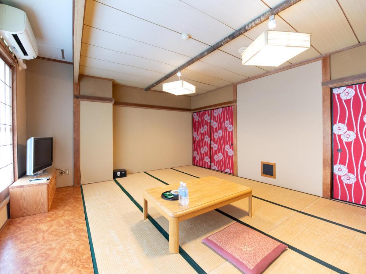 Oyo Hotel Mifuji Яманакако Екстериор снимка