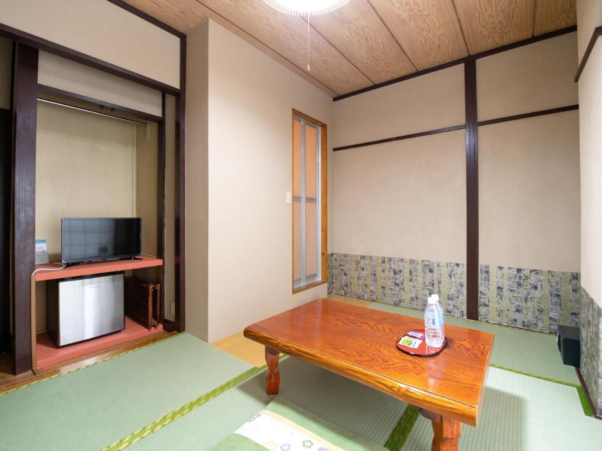 Oyo Hotel Mifuji Яманакако Екстериор снимка