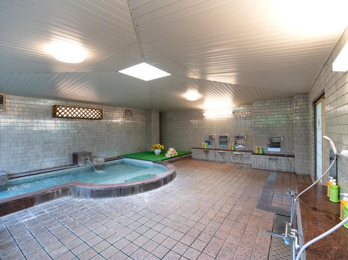 Oyo Hotel Mifuji Яманакако Екстериор снимка
