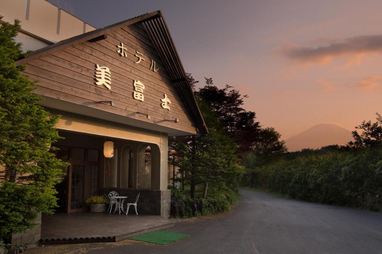 Oyo Hotel Mifuji Яманакако Екстериор снимка